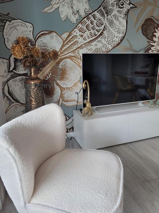 דומאסו Lago-Apartment Midy, Sfeervol, Zwembad, Airco מראה חיצוני תמונה