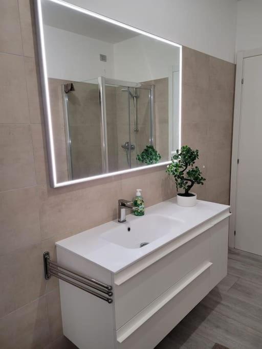 דומאסו Lago-Apartment Midy, Sfeervol, Zwembad, Airco מראה חיצוני תמונה